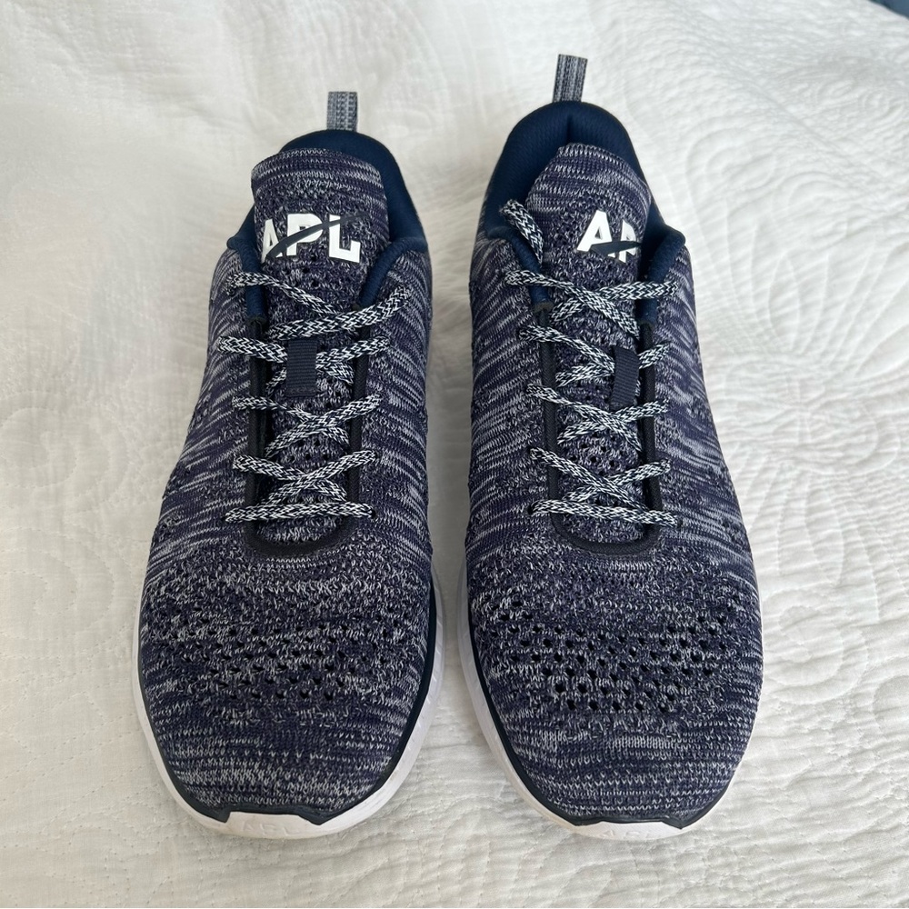 APL Men's Navy Athletic Shoes Sz 10